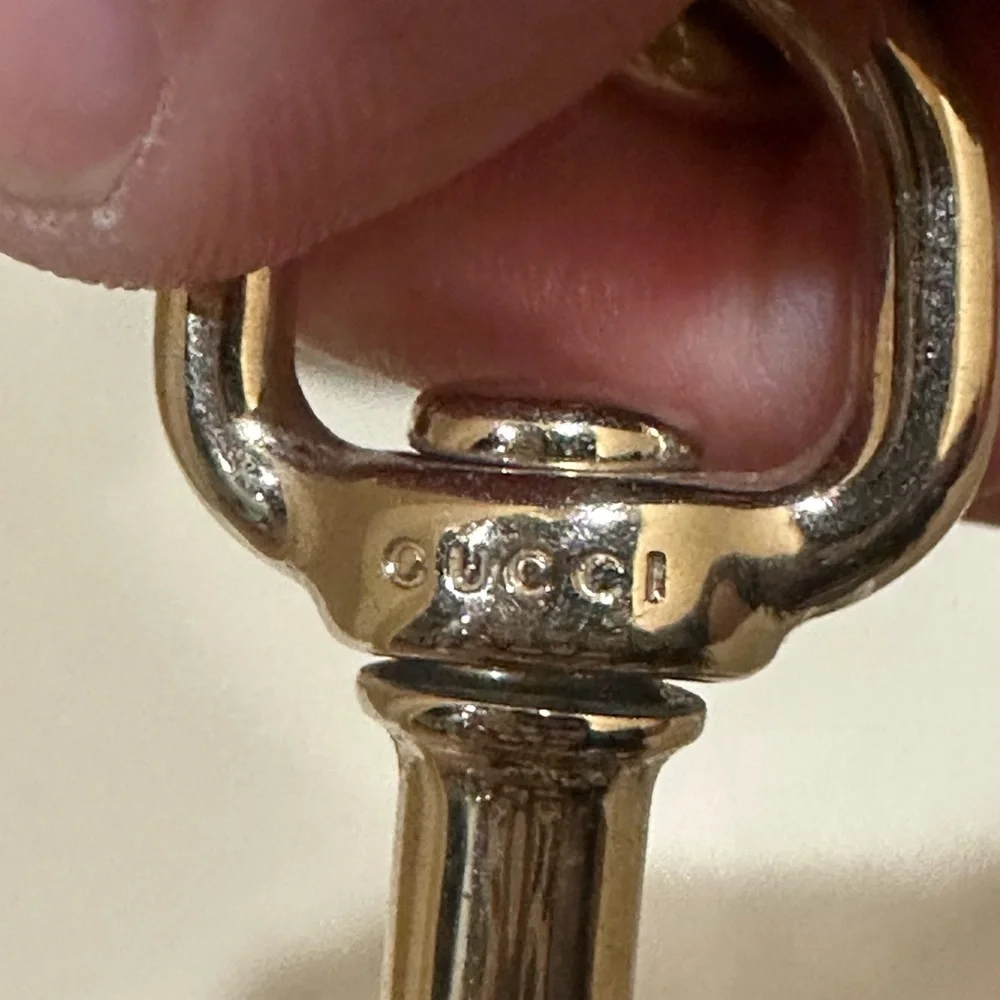 Gucci Kiwi Flip Flop Bag Charm/Keychain - Picture 7 of 8